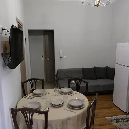 δ2 - τα του δασκάλου στα Apartman Filiatrá