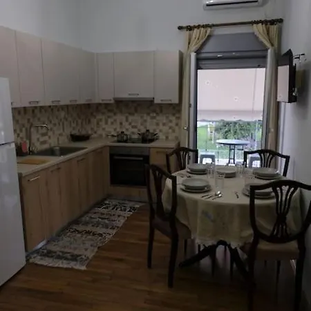 δ2 - τα του δασκάλου στα Appartement
